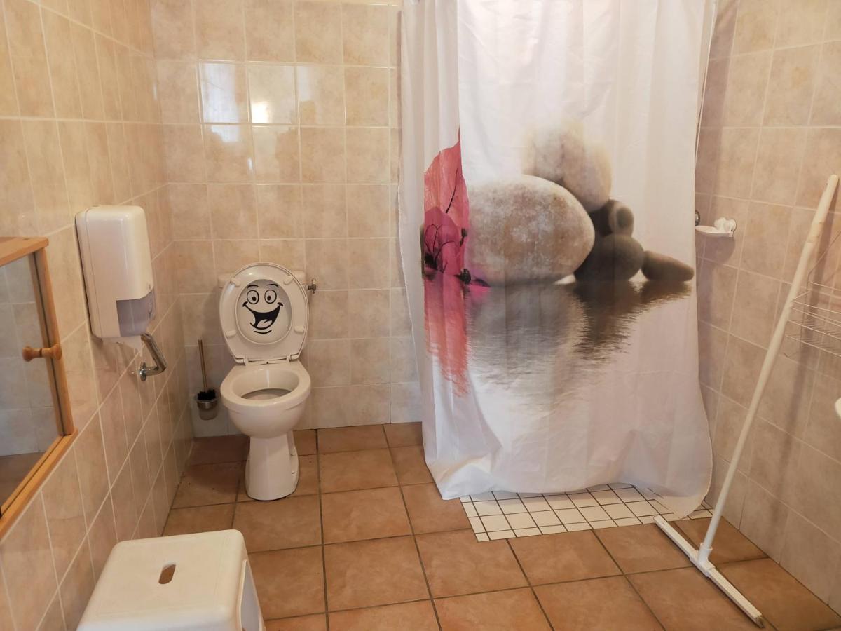 Rézentières Chambres D'Hotes De L'Auberge L'Astrassadou מראה חיצוני תמונה