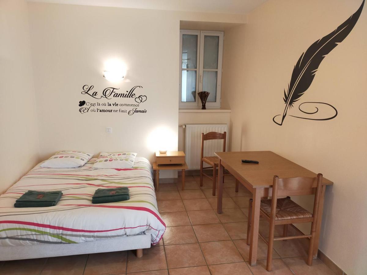 Rézentières Chambres D'Hotes De L'Auberge L'Astrassadou מראה חיצוני תמונה