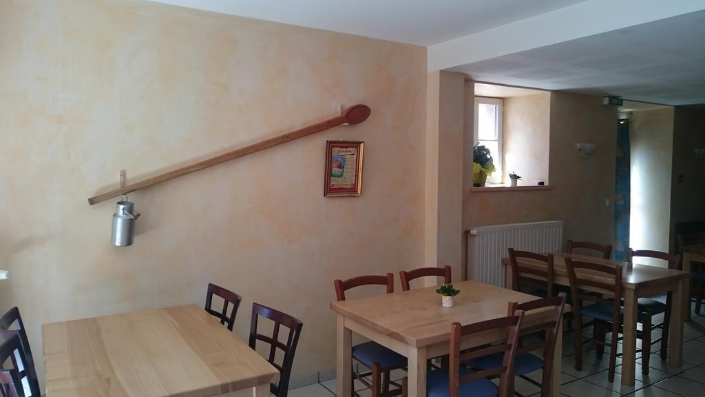 Rézentières Chambres D'Hotes De L'Auberge L'Astrassadou מראה חיצוני תמונה